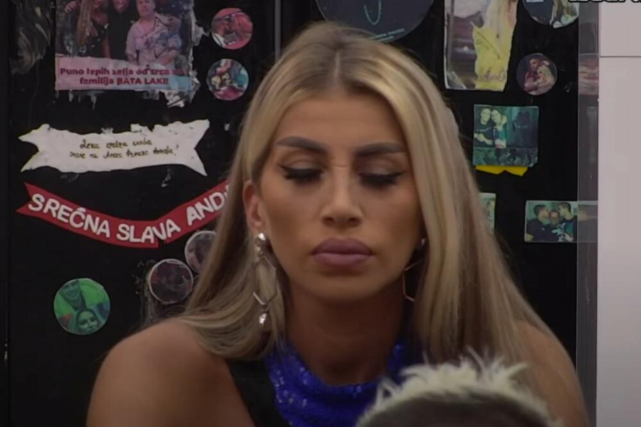 SLAO SAM IH NA PRESVLAČENJE! Skandalozno izlaganje Filipa Cara šokiralo celu Belu kuću, voditelj zanemeo, bez stida i srama izgovorio ovu rečenicu