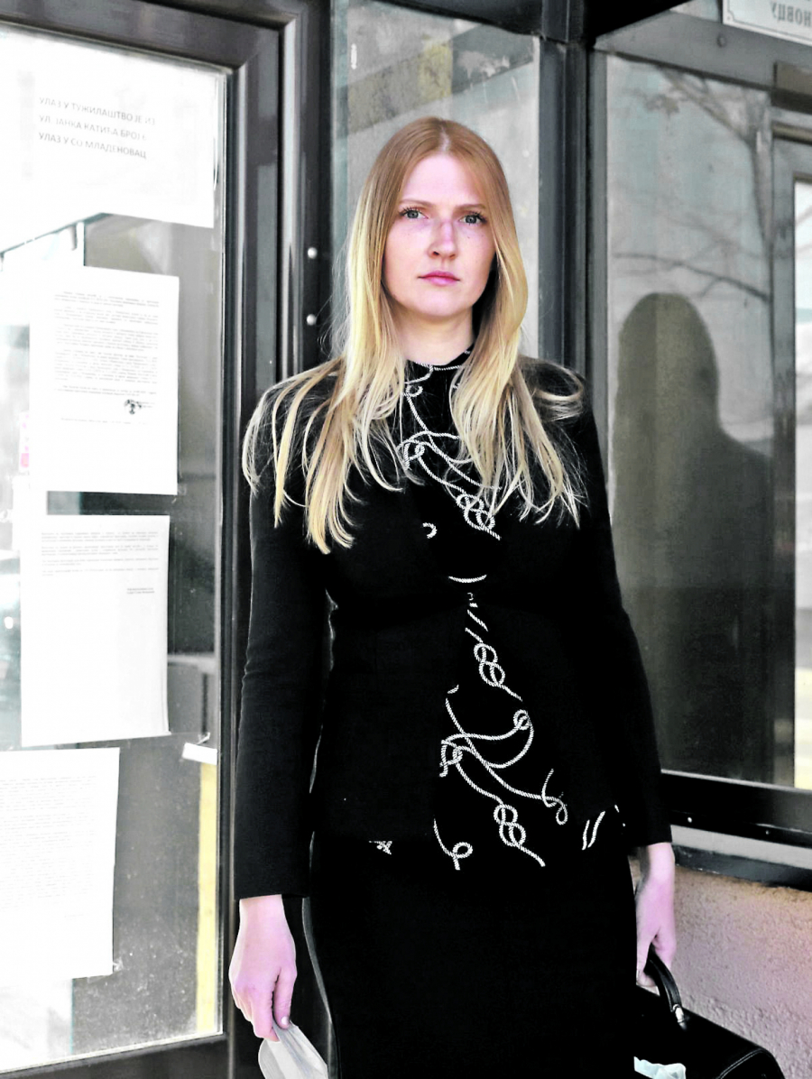 DETALJI NASILJA NAD DEVOJKOM NA DIVČIBARAMA Lomio joj rebra, pa rekao da je ku*va i smeće!