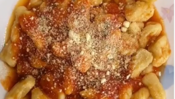 NAPRAVITE DOMAĆE NJOKE Jednom kada ih probate, više nećete koristiti kupovne(VIDEO)