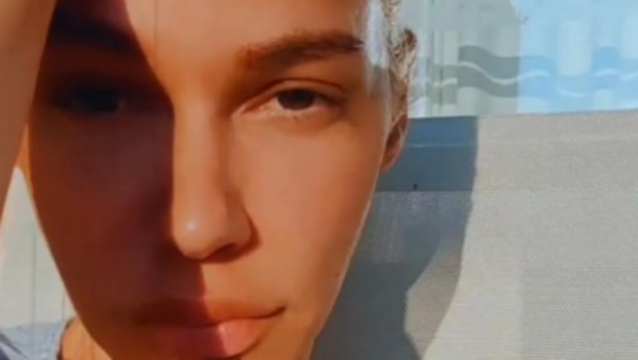 GOSPODE, POMOZI MI! Natašu Bekvalac na odmoru sačekalo iznenađenje, uleteli joj u apartman u šest ujutru, nije znala šta je snašlo (VIDEO)