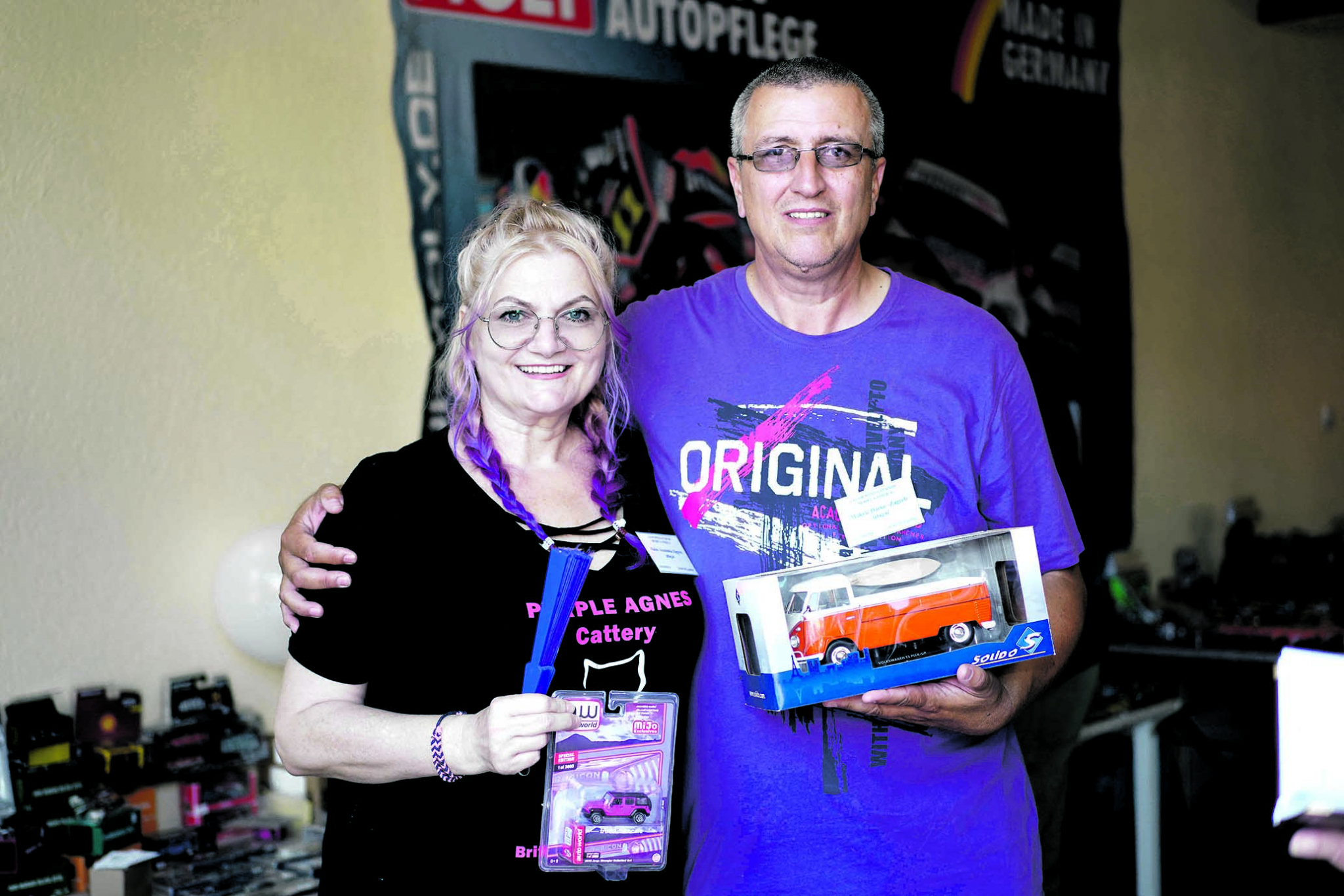 LEPOTANI OD 100 DINARA I ONI KOJI NEMAJU CENU Sjajna ponuda na drugom Sajmu minijaturnih automobila u Jagodini