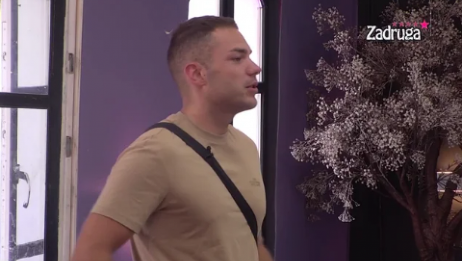 POKOSILA GA OVIM PITANJEM Mina Vrbaški obratila se Sandri i Anđelu, a on je odmah skočio: Neću ti odgovoriti!