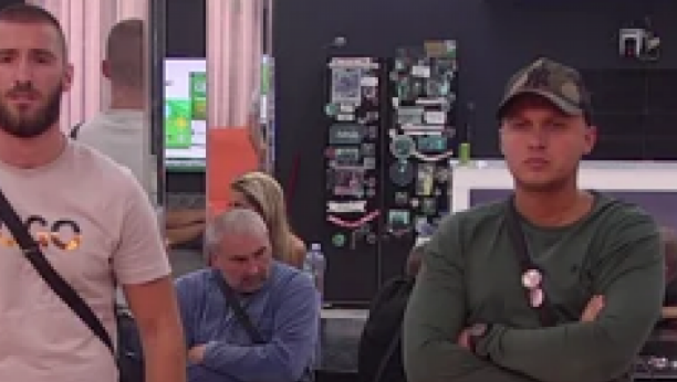 ISPAO JE MAGARAC Stefan Karić sasuo sve u lice Mensuru: Mislim da ću tek shvatiti neke stvari napolju