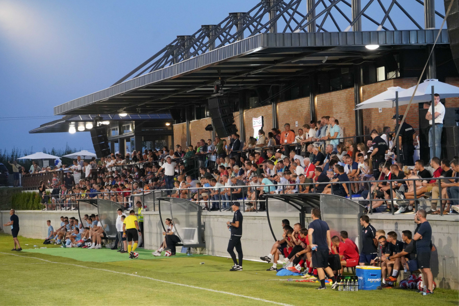 ČUDO U ŠUMADIJI Momci iz topolskog sela imaju STADION ZA SUPERLIGU