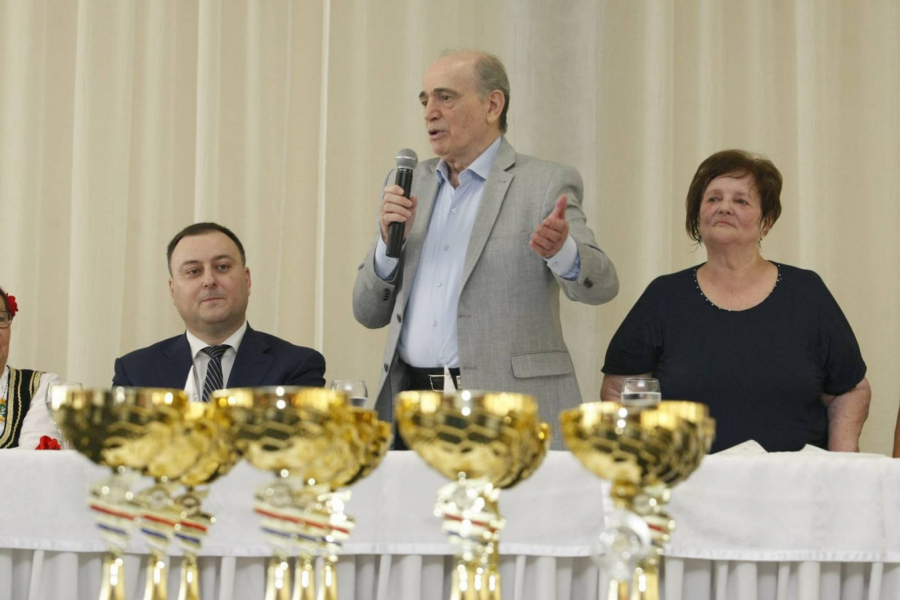 KRKOBABIĆ: Ovo je bio susret za pamćenje, 500 žena iz svih krajeva Srbije! (FOTO)