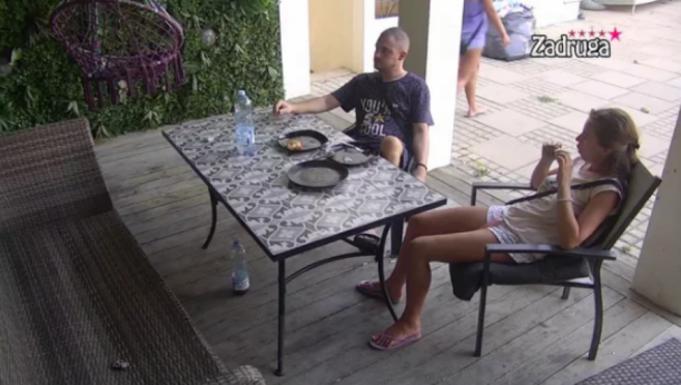 RAZMISLIĆE O POMIRENJU? Zadrugari žestoko opleli po Mimi, pa Gruja otkrio šta ona radi