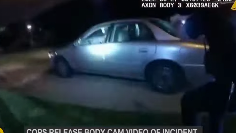 (UZNEMIRUJUĆI VIDEO) AMERIČKA POLICIJA GA HLADNOKRVNO UBILA Čak 60 PROSTRELNIH RANA u telu vozača koji je bežao od patrole