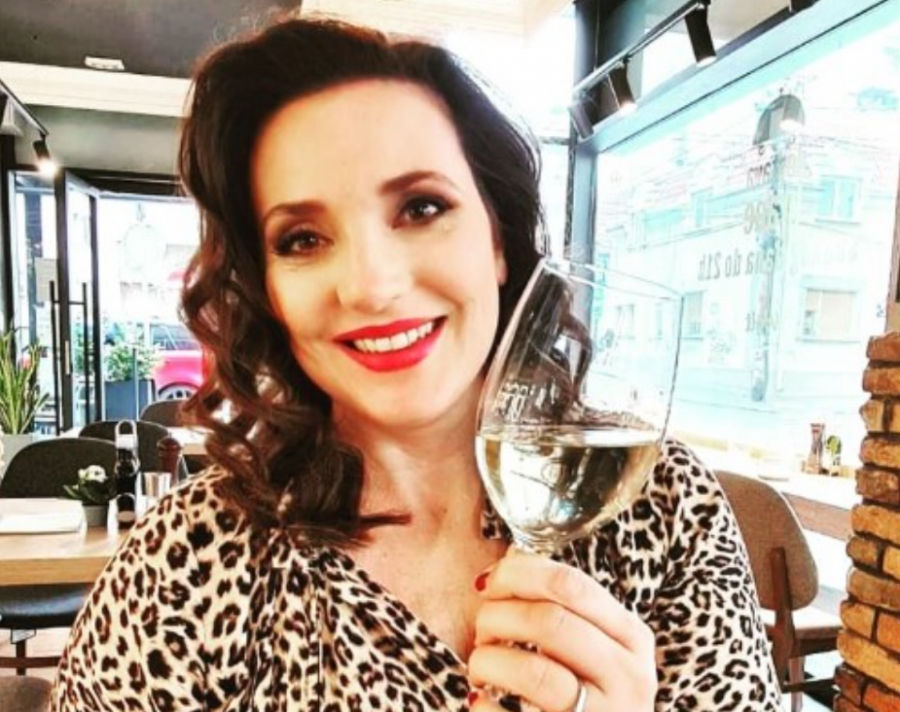 MILICA MILŠA BRUTALNO OPLELA PO KOLEGAMA Glumci iz 