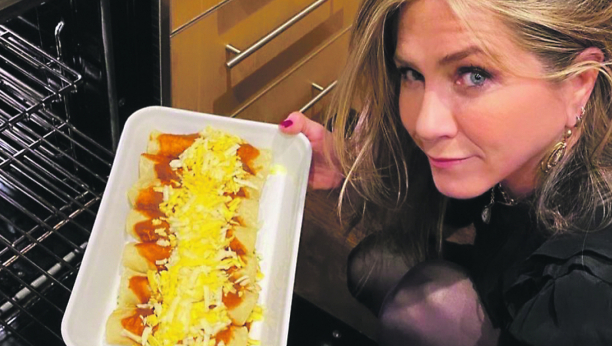 BEZ OVOGA NE ZAPOČINJE DAN Male tajne lepote Dženifer Aniston