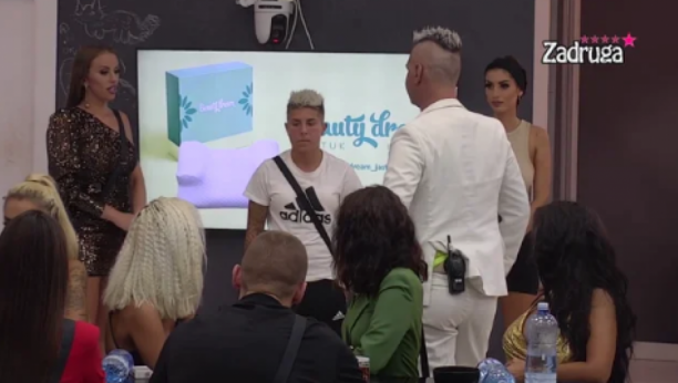 DVOJE IH JE SINOĆ NAPUSTILO RIJALITI! Za njih je takmičenje završeno, zadrugari zanemeli kada je izgovoreno njeno ime, šok!