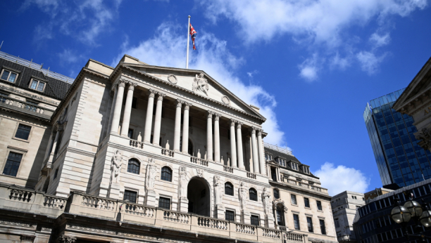 BRITANCI U POTPUNOM HAOSU! Banka Engleske podigla kamate i upozorila na dolazak ekonomske oluje