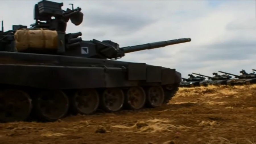 NEUNIŠTIVA I NEPOBEDIVA ZVER Neprijatelj nema šanse kada na njega naleti pakleni tenk T-90 (FOTO/VIDEO)