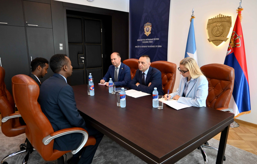 SOMALIJA NAKON TRI DECENIJE PONOVO DIPLOMATSKI PRISUTNA U SRBIJI Vulin: Naše zemlje povezuje iskreno prijateljstvo