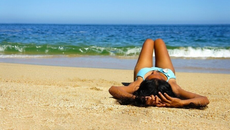 PO TAJNOM RECEPTU NAŠIH BAKA Ne bacajte pare na skupe losione, sami smućkajte ulje za savršeno preplanuli ten