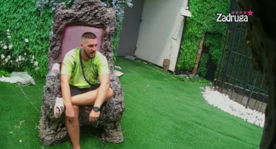 ZOLA DUGUJE MILJANI ČAK 186.000 € Bebica otkrio šok detalje, nastaće haos kad ga budu videli na kapiji