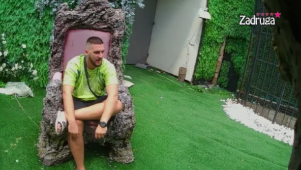 SA 12 GODINA SAM UPOZNAO OCA Zola prvi put o bolnoj temi: Samo mi je pružio ruku, ne znam šta je ljubav