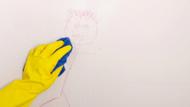 JEFTINIJE I BOLJE OD SODE BIKARBONE Potrebne su vam samo 2 stvari iz kuhinje da zidovi budu beli kao sneg