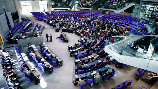 NEMAČKA SRUŠILA SNOVE KIJEVA Bundestag doneo konačnu odluku