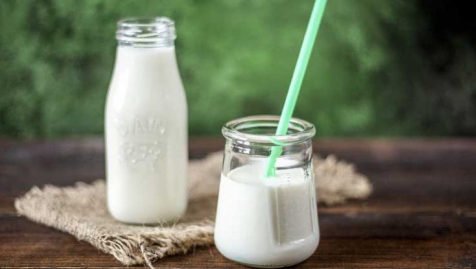 OD NJEGA ŽENSKE GRUDI RASTU KAO LUDE Čudotvorni napitak od koga mršavite, a kosa i koža se podmlađuju, evo kako se koristi