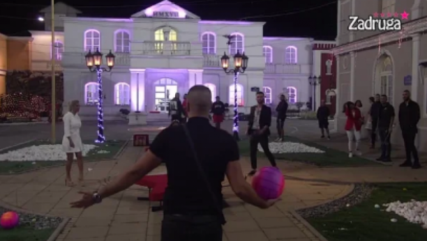 DRAGOJEVIĆI ODMERILI SNAGE Bivši bračni par u žestokoj borbi (FOTO)