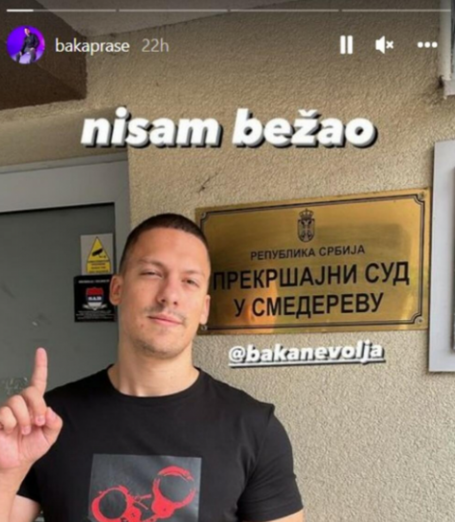 BAKA PRASE ZAVRŠIO NA SUDU Isplivala je fotografija ispred ustanove, on je imao da poruči samo jedno: Nisam bežao! (FOTO)