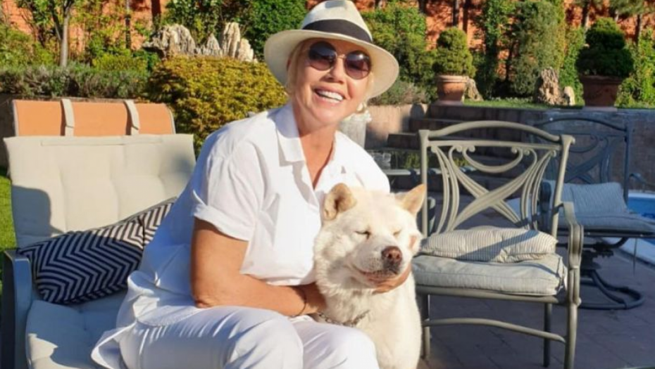 PRIJA ODUVALA BRENU Aleksandra zarađuje tri puta više od svoje starije koleginice, otkriveni svi detalji