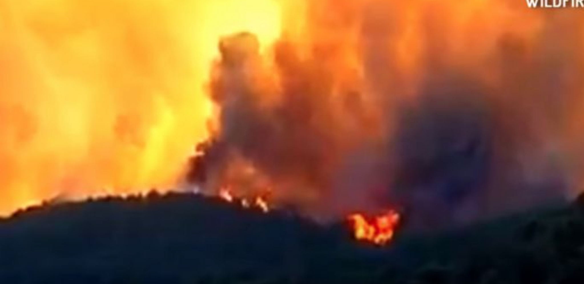 VATRENA STIHIJA GUTA FRANCUSKU OBALU Povređeno 18 vatrogasaca, stanovništvo evakuisano, izgorelo 600 hektara zemlje (VIDEO)