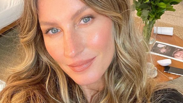 ONA JE JEDAN OD NAJPLAĆENIJIH MODELA NA SVETU Sada je rešila i da nam otkrije na koji način svakodnevno neguje svoju kožu