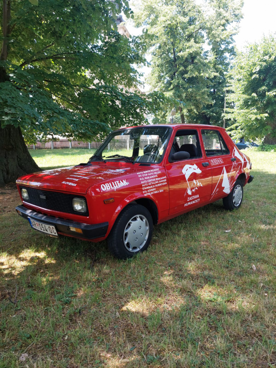 DECI LEK, A STOJADINU ČAST Aranđelovčani Marko Bogdanović i Bojan Bojović našli način da spoje industrijsko nasleđe i humanost