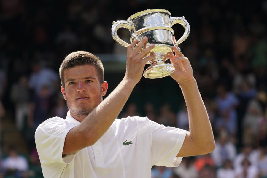 ZA SVAKI POEN PO JEDNA KUGLA Ðokovic obećao kilogram sladoleda mladom hrvatskom teniseru