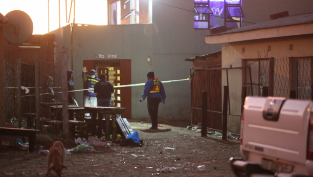 KRVOPROLIĆE U JUŽNOJ AFRICI Četiri osobe ubijene, osam ranjeno u baru