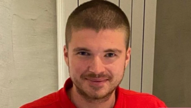 EVO KAKO JE MARKO IZ NOVOG SADA IZLEČIO PSORIJAZU Ljudi se godinama muče sa živim ranama po telu, a ne znaju da postoji lek