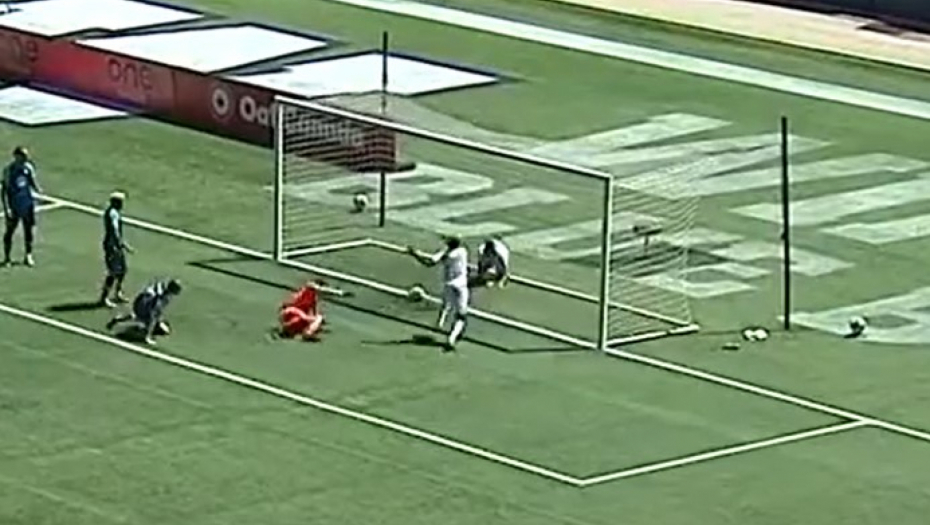 NEVEROVATNI POTEZI I SCENE Fudbalsko prvenstvo Kanade dugo će se pamtiti (VIDEO)