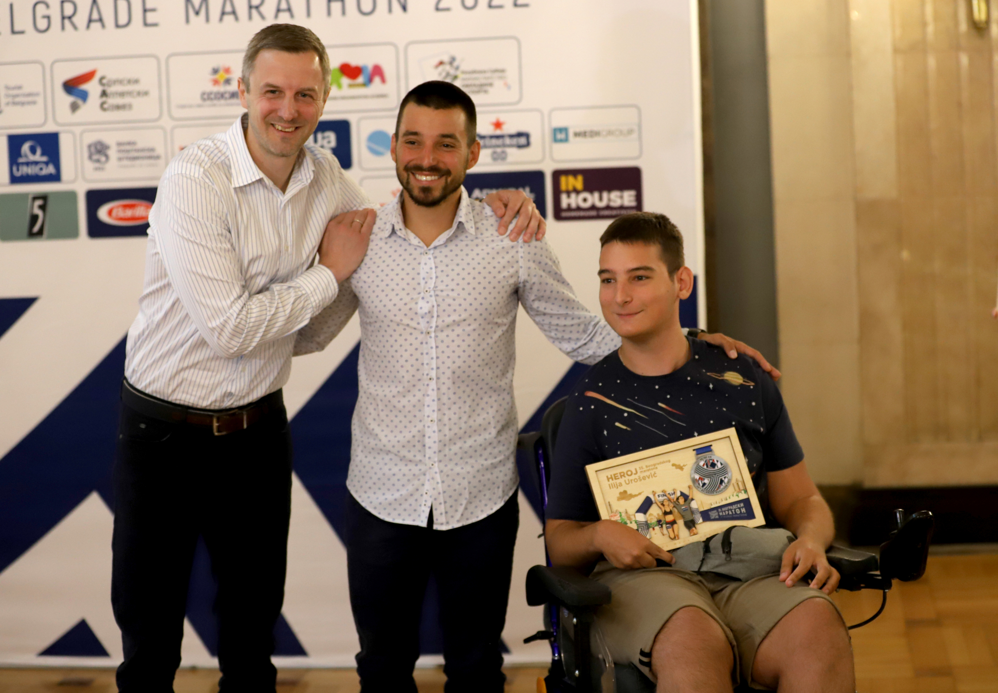 SJAJNO Beogradski maraton se poklonio svojim herojima: Veliko priznanje za 