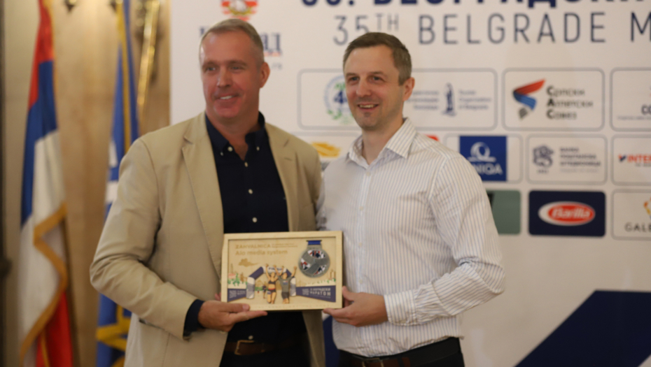 SJAJNO Beogradski maraton se poklonio svojim herojima: Veliko priznanje za "Alo!" (FOTO GALERIJA)