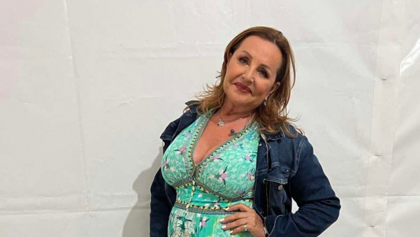 ONI SU ODLUČILI DA SMRŠAJU UZ SUPER DIJETE Lepa Brena skinula 17 kilograma, ali su se druge javne ličnosti podvrgle skupom tretmanu