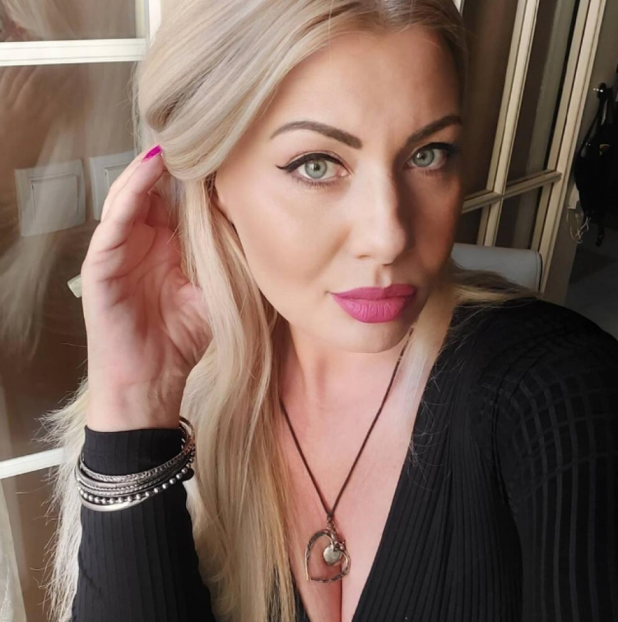 PRE ALEKSANDRE I MAJE, PECA JE VOLEO OVU PEVAČICU Ova zvezda slomila Raspopoviću srce