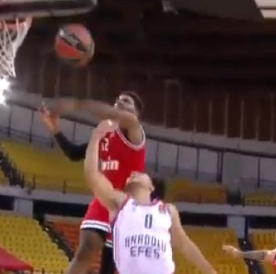 ODUVEK VOLEO TEREN Hasan je toliko brzo rastao, da se pitao da li ima mesta za njega u sportu (FOTO/VIDEO)