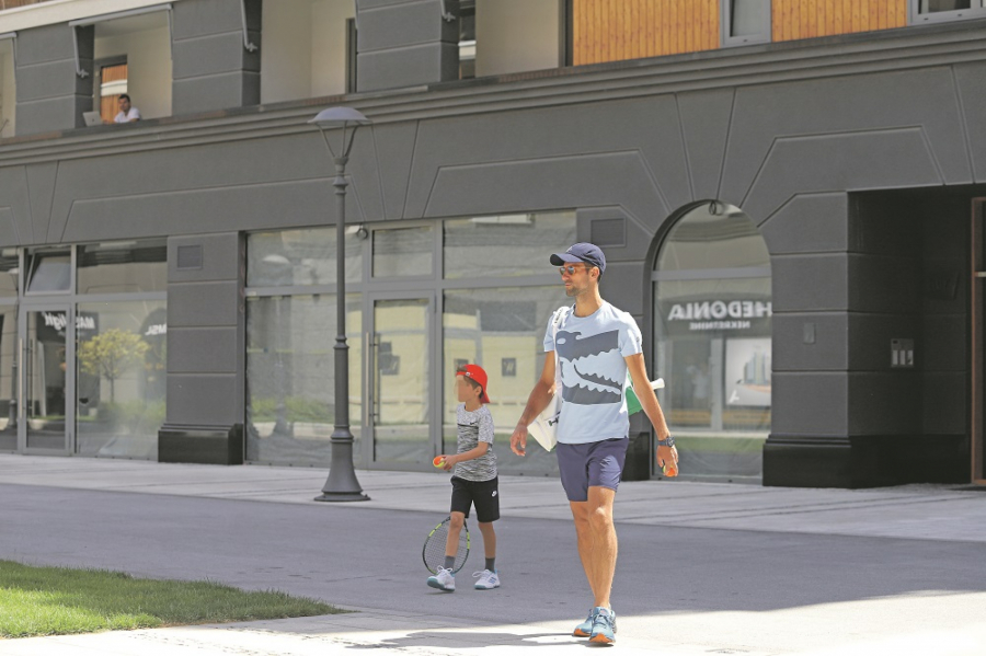 EKSKLUZIVNI PAPARAZZO Pogledajte šta Novak Đoković radi u Beogradu dan nakon velikog slavlja (FOTO)