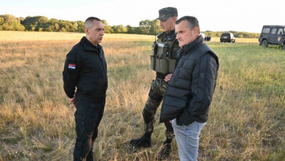 MINISTAR ALEKSANDAR VULIN U SUBOTICI: Srbija nije parking za migrante (FOTO)