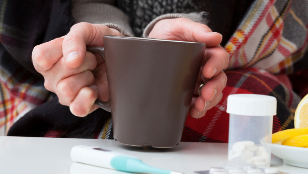 OTKLANJA SUVI KAŠALJ I NERVOZU: Spremite stari narodni lek koji su nam kuvale bake, ima efekta