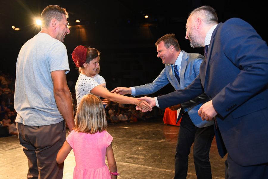 Mirović: Za bolje uslove stanovanja 197 višečlanih porodica u Vojvodini 250 miliona dinara