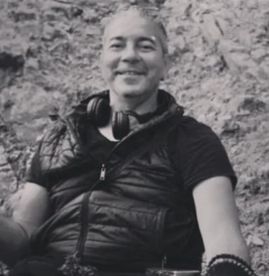 SVE JE OBAVIJENO VELOM MISTERIJE, ISPLIVAĆE ISTINA Mili prvi put nakon velike porodične tragedije i smrti oca, otkriva detalj koji niko nije znao