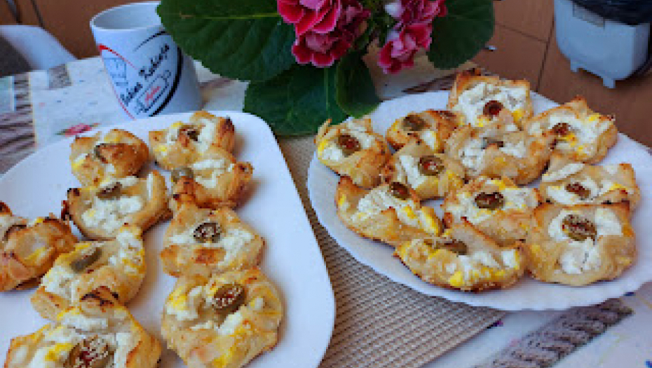 BRZO SE PEČE Napravite fenomenalno slano pecivo sa sirom (VIDEO)