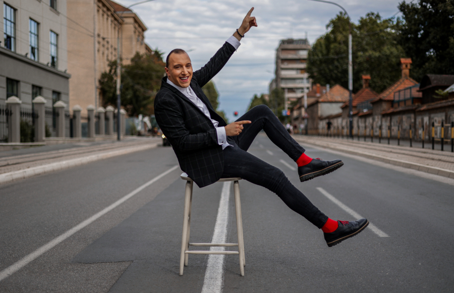 STEFAN USILJANIN: Da li sudbina meša karte, a mi samo igramo