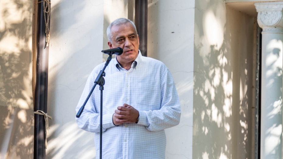 VELIKA ČAST Gradonačelniku Bakiću uručena zahvalnica za podršku manifestaciji “Dani Nikole Tesle”