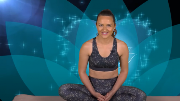 INSTRUTORKA MIRA JEMOVIĆ PREPORUČUJE VEŽBU KOJA OJAČAVA CELO TELO Dobra je i protiv napetosti, ali i za zatezanje