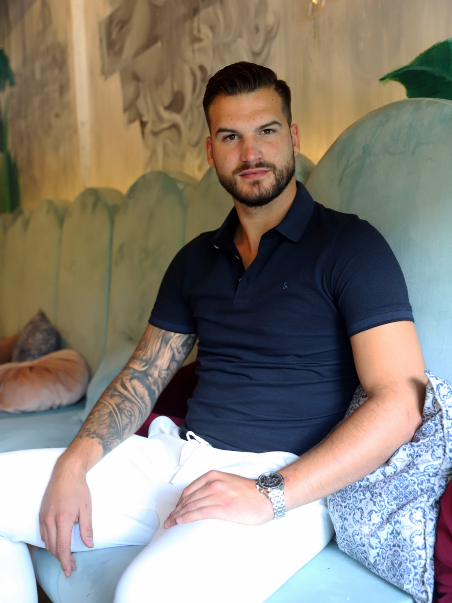 LEPO SMO SE SLAGALI, BILO JE JAČE OD MENE Marko Osmakčić obelodanio sve o tajnom susretu sa Viktorijom i otkrio da li je došlo do pomirenja