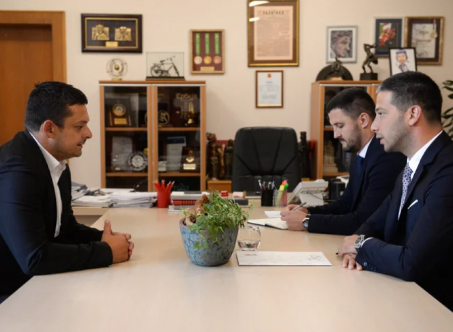 JAČANJE SARADNJE I MEĐUSOBNO UMREŽAVANJE! Ministar Udovičić sa kolegama iz Albanije i Severne Makedonije: Zajednički cilj - POVEZIVANJE MLADIH IZ REGIONA (FOTO) (VIDEO)