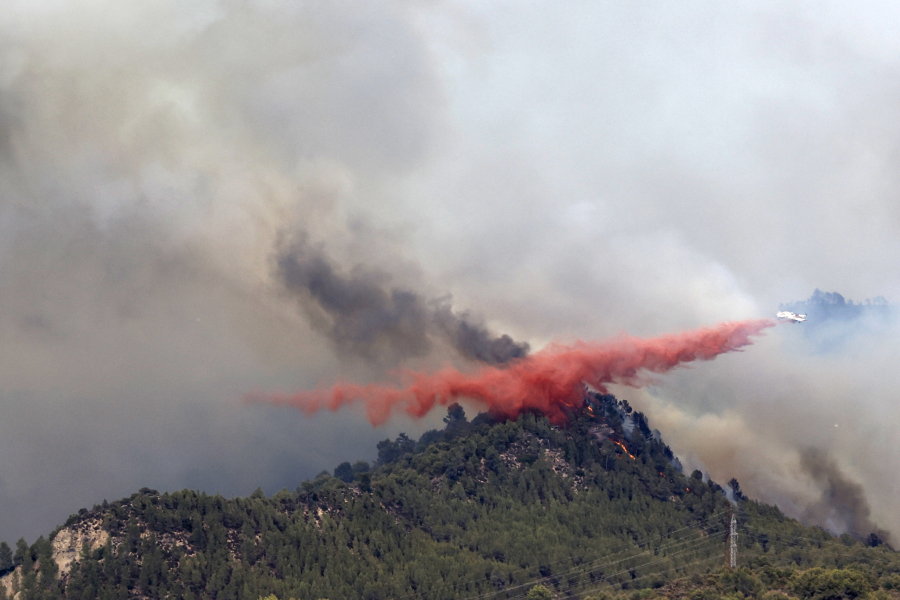 TOPLOTNI TALAS UDARIO NA EVROPU! Temperatura probija 40 stepeni, više od 1.000 ljudi umrlo zbog vrućine (FOTO)